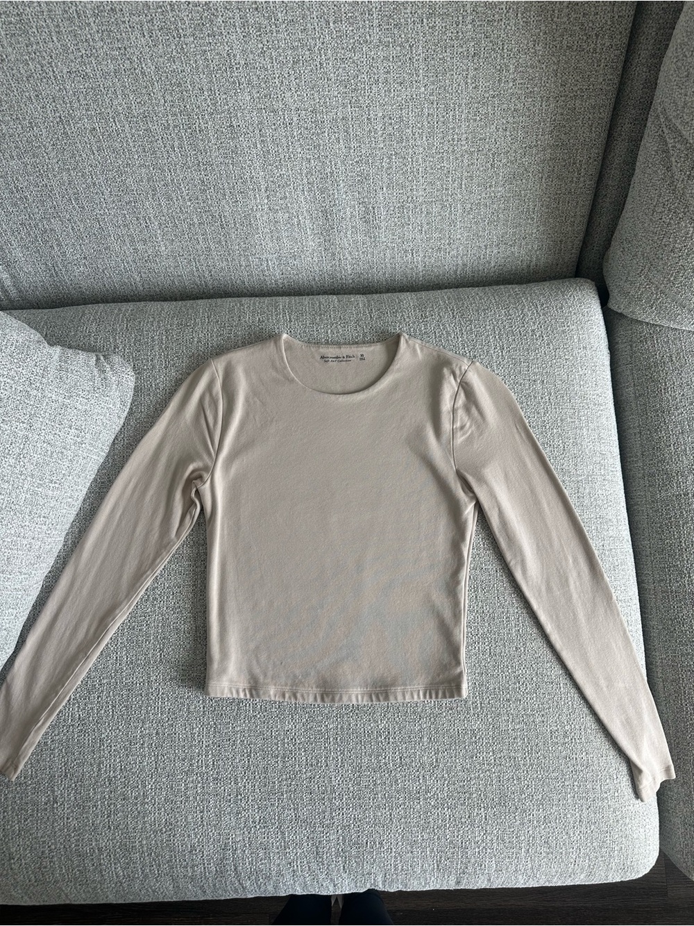 Abercrombie & Fitch Light Taupe Long Sleeve Crewneck Tee